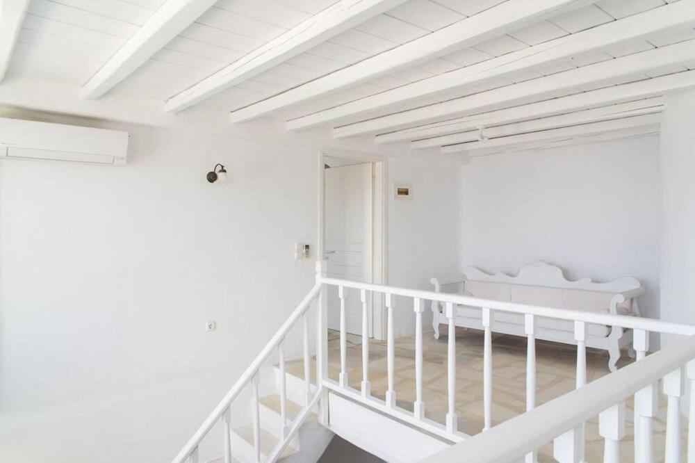 Blue Harmony Suites Of Mykonos Mykonos Town ภายนอก รูปภาพ